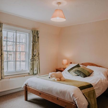 The White Bear Bed & Breakfast Devizes Ngoại thất bức ảnh