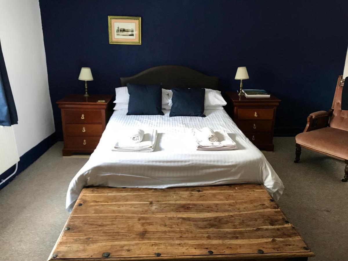 The White Bear Bed & Breakfast Devizes Ngoại thất bức ảnh