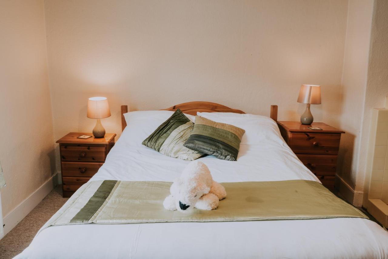 The White Bear Bed & Breakfast Devizes Ngoại thất bức ảnh