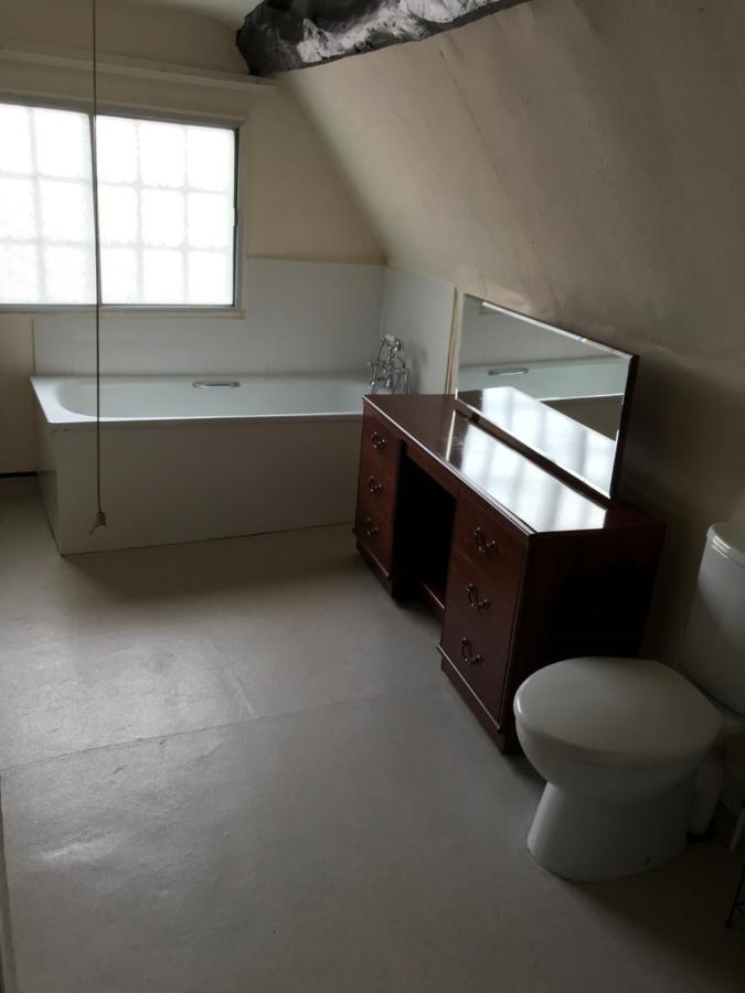 The White Bear Bed & Breakfast Devizes Ngoại thất bức ảnh